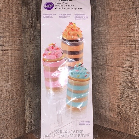 WILTON ••NEW IN PKG•• Treat pops- reusable-Clear - Picture 1 of 6